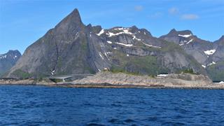  Onderweg naar Nusfjord